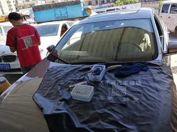 	汽車玻璃裂痕怎麼處理