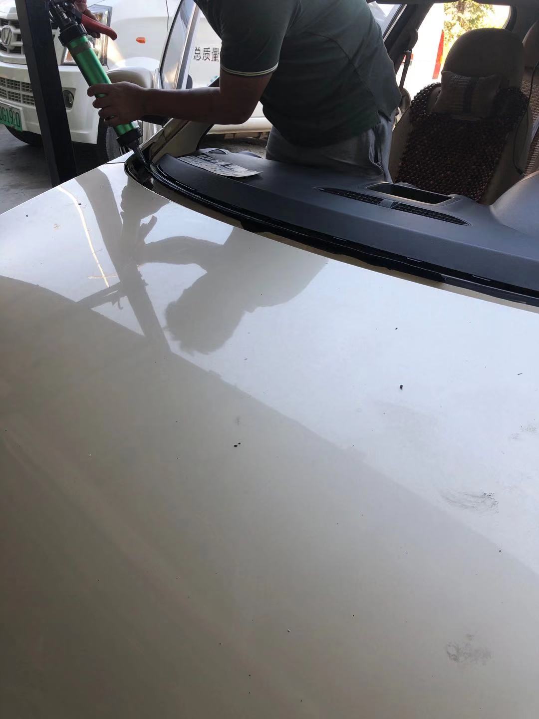 汽車玻璃鋼化跟夾層的區別？