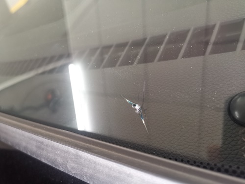 汽車玻璃修複會不會比換玻璃好很多呢？